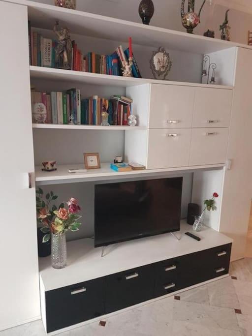 The Family House Roma Apartment ภายนอก รูปภาพ